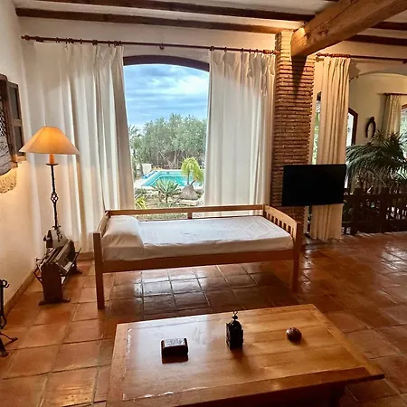 La Washingtonia Apartment