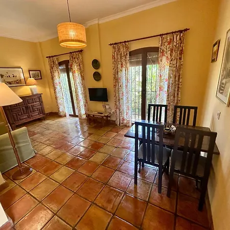 La Washingtonia Apartment